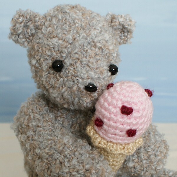(image for) Ice Cream Bear amigurumi crochet pattern - Click Image to Close